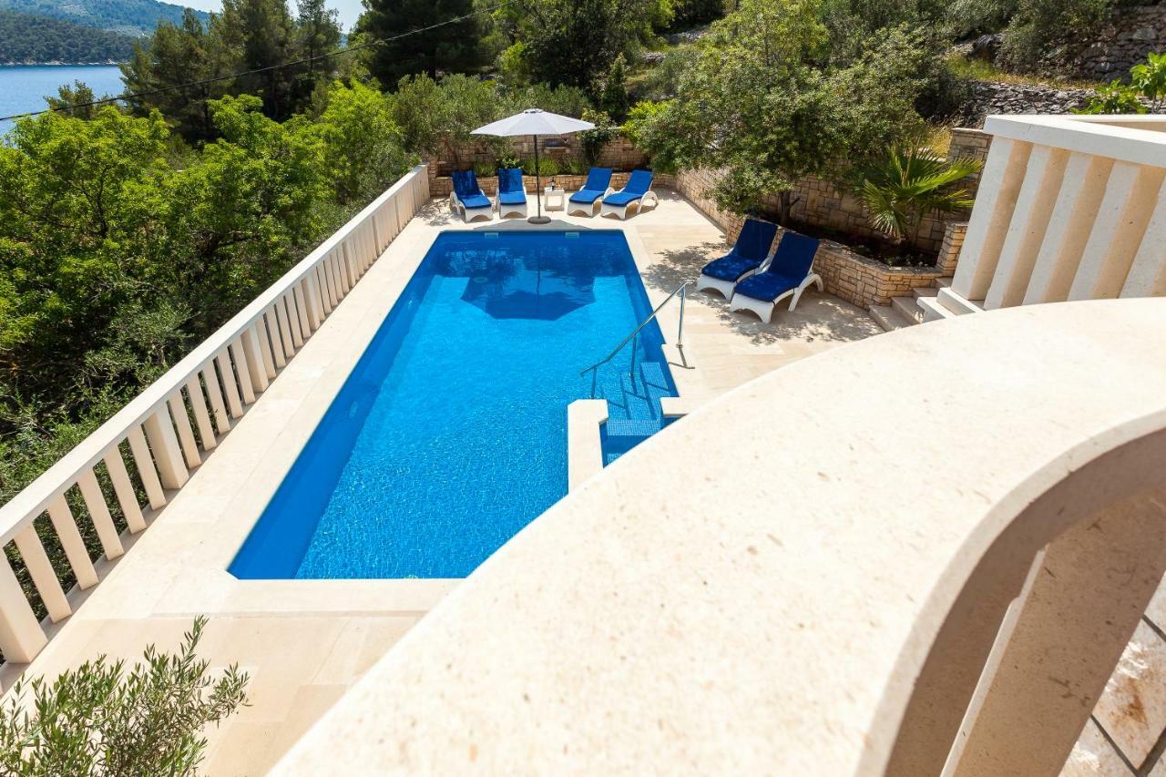 Villa Matic Vela Luka Exteriör bild